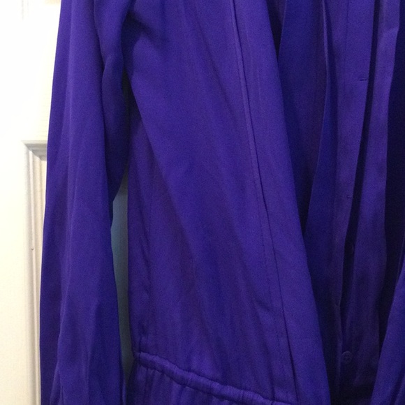 Diane von Furstenberg satin mini dress with pleating detail on the front - Picture 3 of 5